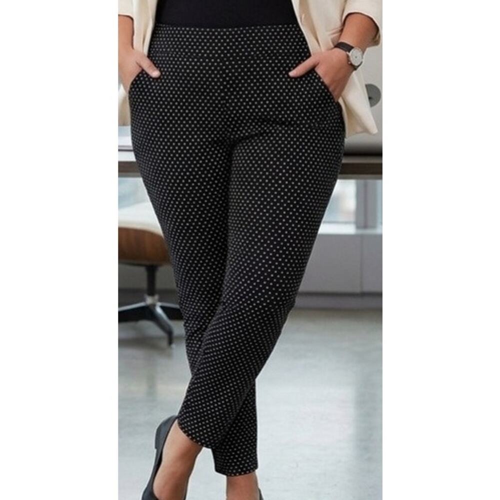 Torrid Drawstring Pull On Black White Polka Dot Capri Pants Plus Size 5